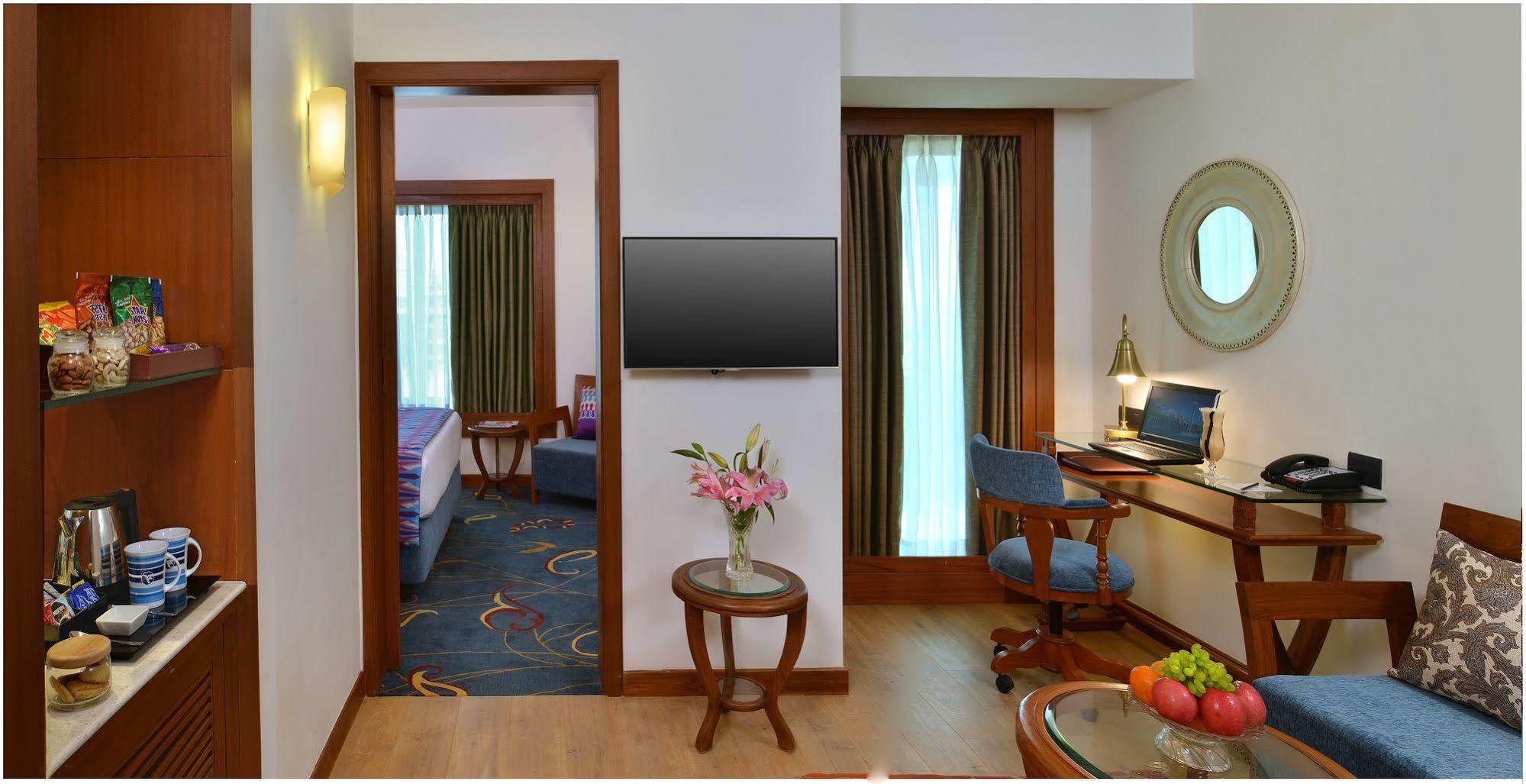Fortune Landmark, Ahmedabad - Member Itc Hotels' Group Exterior photo
