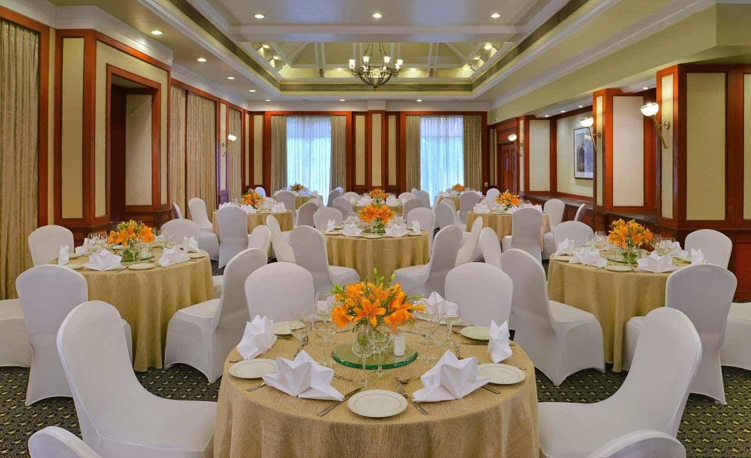 Fortune Landmark, Ahmedabad - Member Itc Hotels' Group Exterior photo